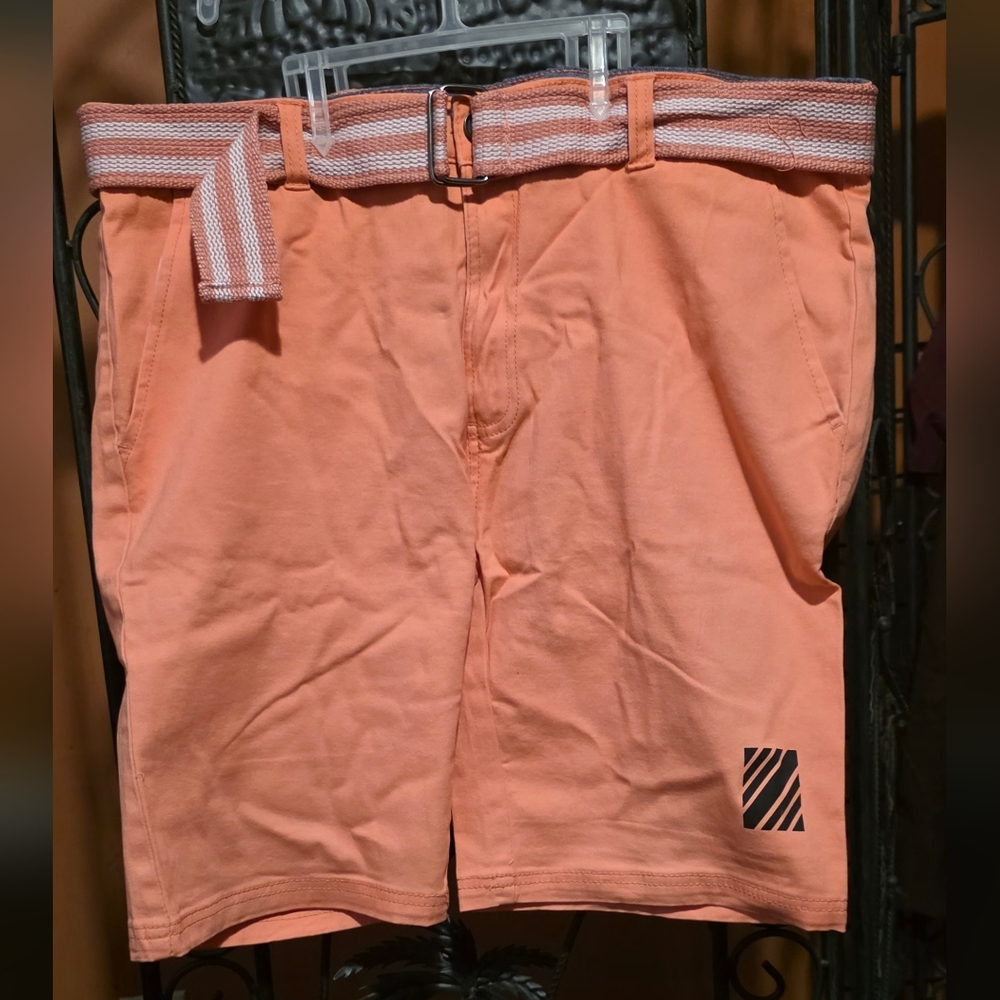 TRUE ROCK Coral Casual Shorts